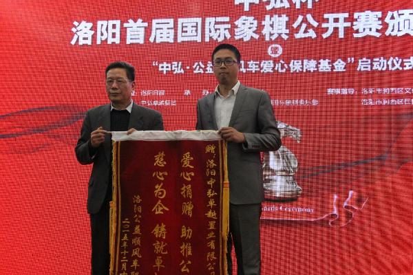 QQ截图20151220122426.jpg